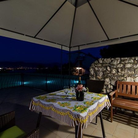 Holidays Apartments Slanada With Terrace And Sea View, Near The Beach & Town Trogir, Free Parking, Quiet Place On Peninsula Ciovo Екстер'єр фото