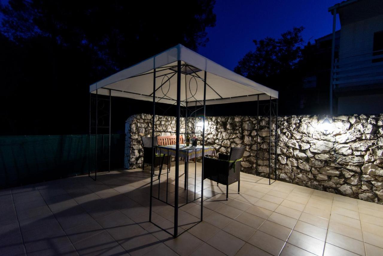 Holidays Apartments Slanada With Terrace And Sea View, Near The Beach & Town Trogir, Free Parking, Quiet Place On Peninsula Ciovo Екстер'єр фото