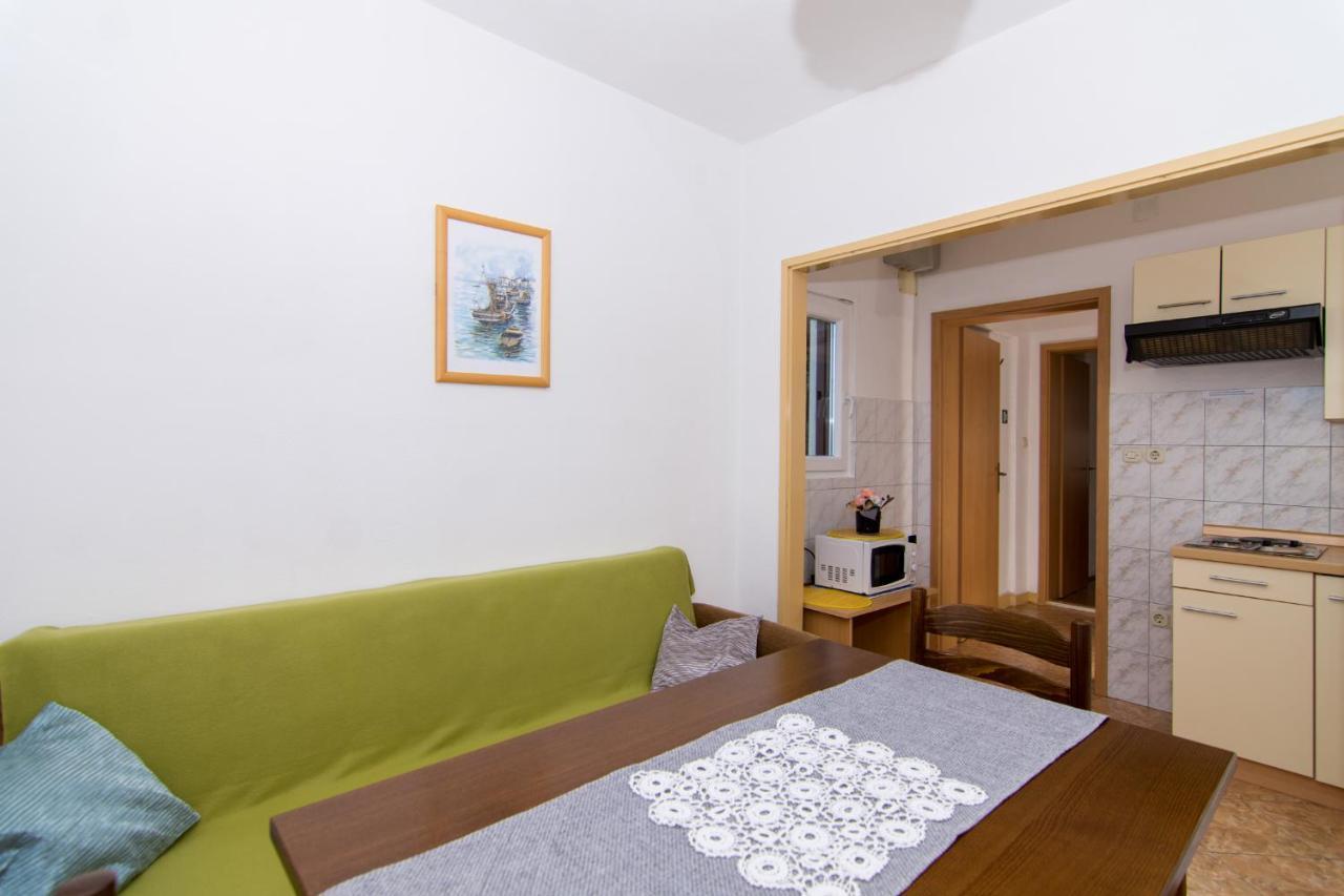 Holidays Apartments Slanada With Terrace And Sea View, Near The Beach & Town Trogir, Free Parking, Quiet Place On Peninsula Ciovo Екстер'єр фото