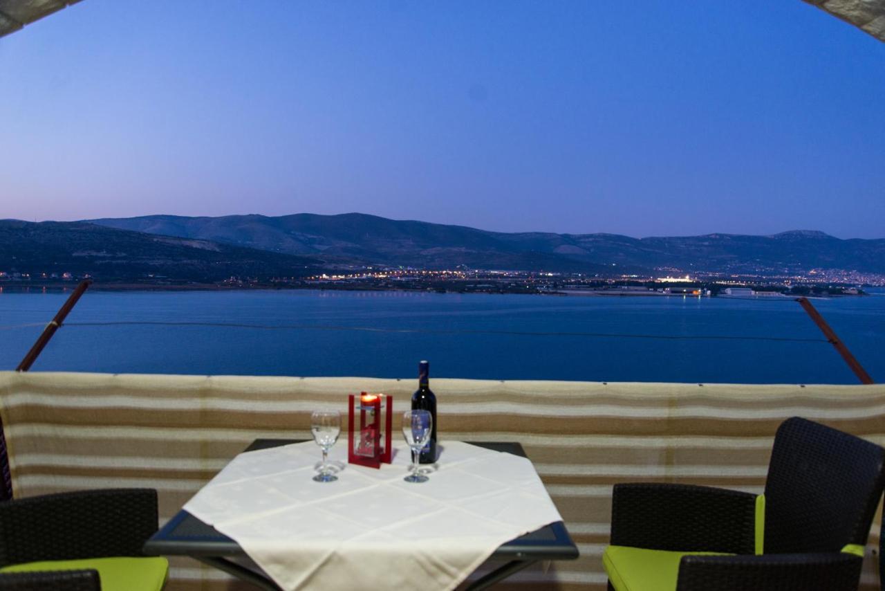 Holidays Apartments Slanada With Terrace And Sea View, Near The Beach & Town Trogir, Free Parking, Quiet Place On Peninsula Ciovo Екстер'єр фото