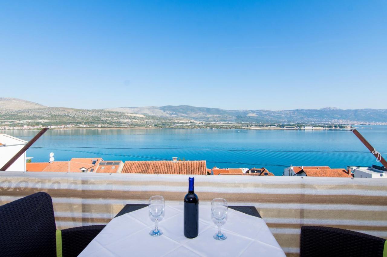 Holidays Apartments Slanada With Terrace And Sea View, Near The Beach & Town Trogir, Free Parking, Quiet Place On Peninsula Ciovo Екстер'єр фото