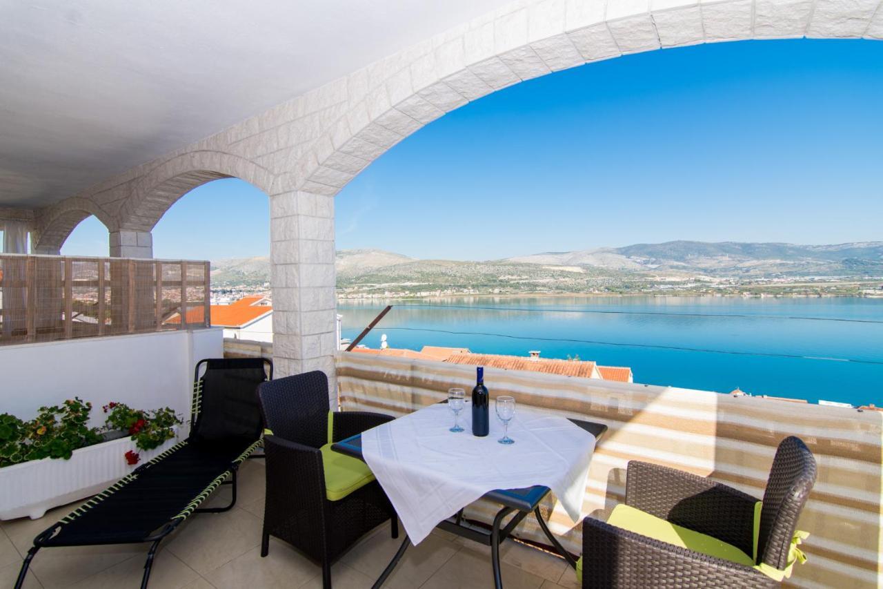 Holidays Apartments Slanada With Terrace And Sea View, Near The Beach & Town Trogir, Free Parking, Quiet Place On Peninsula Ciovo Екстер'єр фото