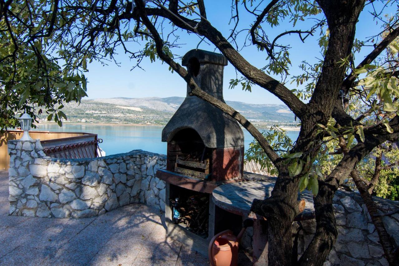 Holidays Apartments Slanada With Terrace And Sea View, Near The Beach & Town Trogir, Free Parking, Quiet Place On Peninsula Ciovo Екстер'єр фото